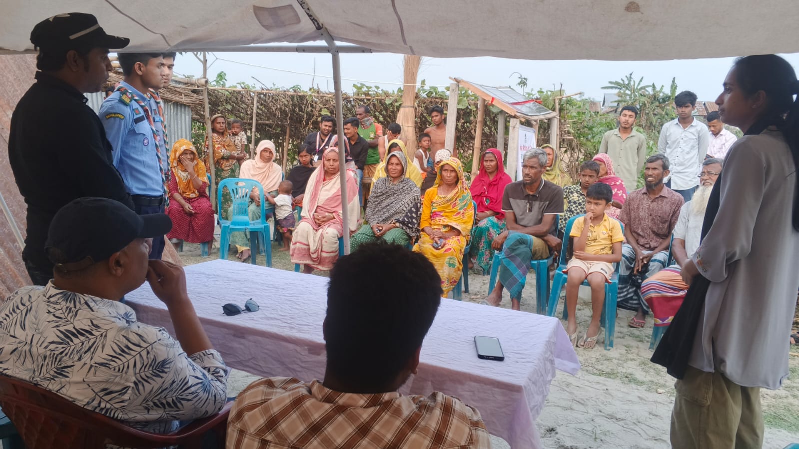 গাইবান্ধার চরাঞ্চলে সৌর বিদ্যুৎ: তেল সংকটে স্বস্তির আলো