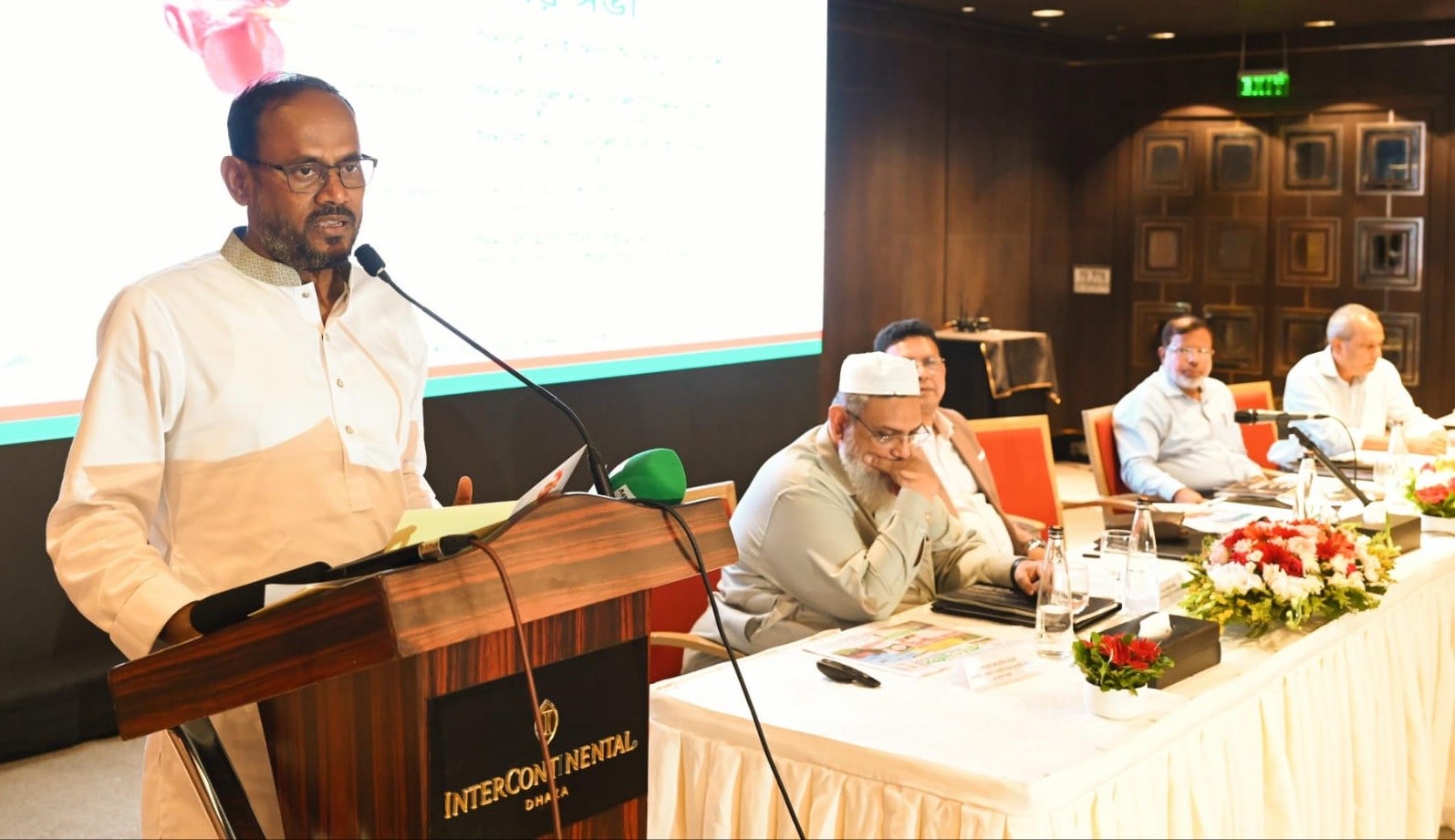 পোল্ট্রি খাত সংশ্লিষ্টদের জনস্বার্থে কাজ করতে হবে: প্রাণিসম্পদ প্রতি মন্ত্রী