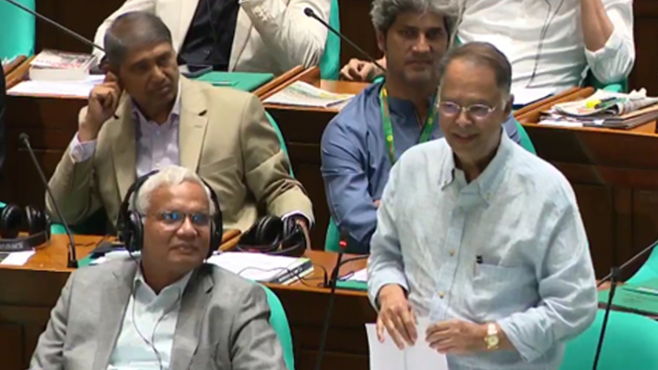 দেশে জ্বালানি সংকট নেই, অসাধু চক্র কৃত্রিম লাইনে বাজার অস্থির করছে