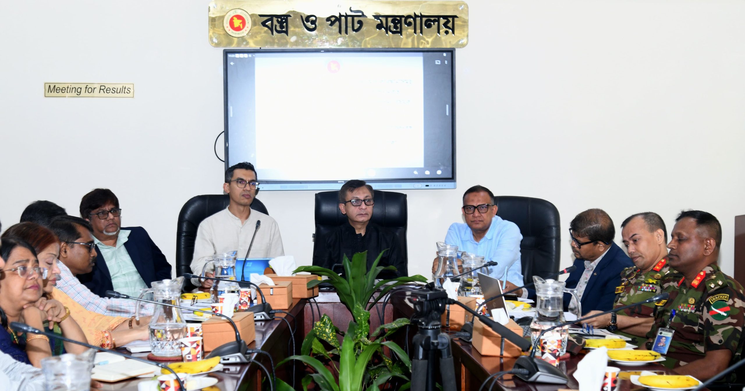 এবছর ৬টি পাটকল লীজে দেওয়া হবে,বাড়াবে কর্মসংস্থান : বস্ত্র ও পাট মন্ত্রী খন্দকার আব্দুল মুক্তাদির