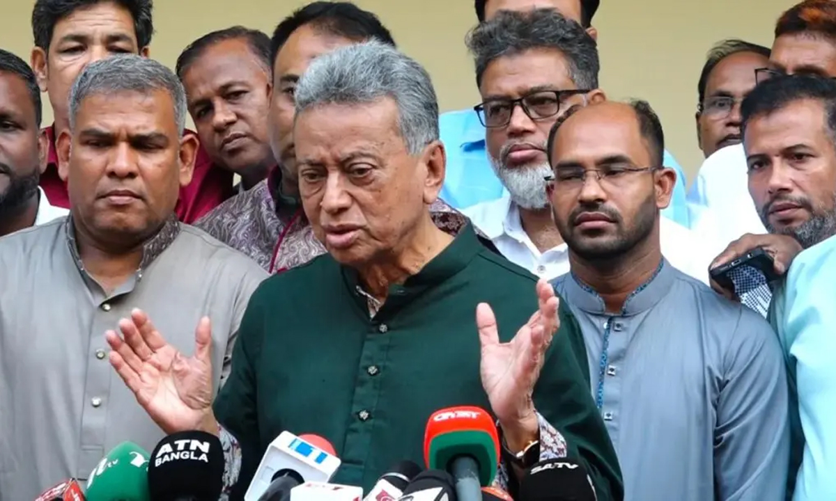দেশে এখনো তেলের সংকট তৈরি হয়নি: অর্থমন্ত্রী