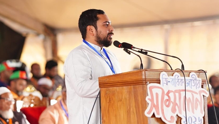 ক্ষমতার স্বাদ পেয়ে জনগণের কথা ভুলে গেছে বিএনপি: নাহিদ ইসলাম