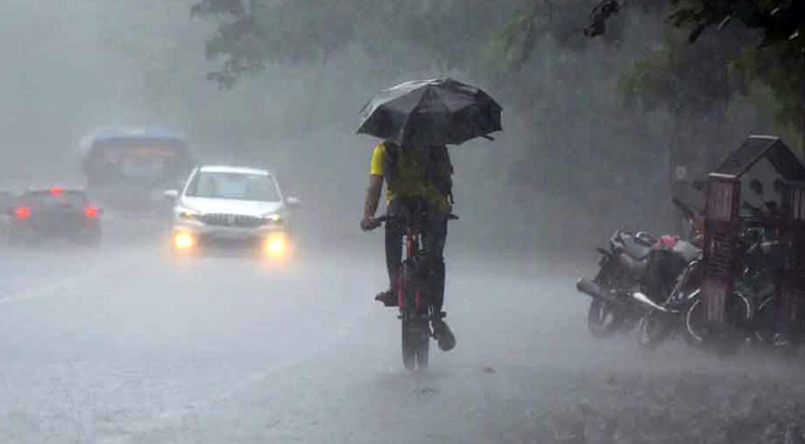 তিন বিভাগে ভারি বর্ষণের আভাস