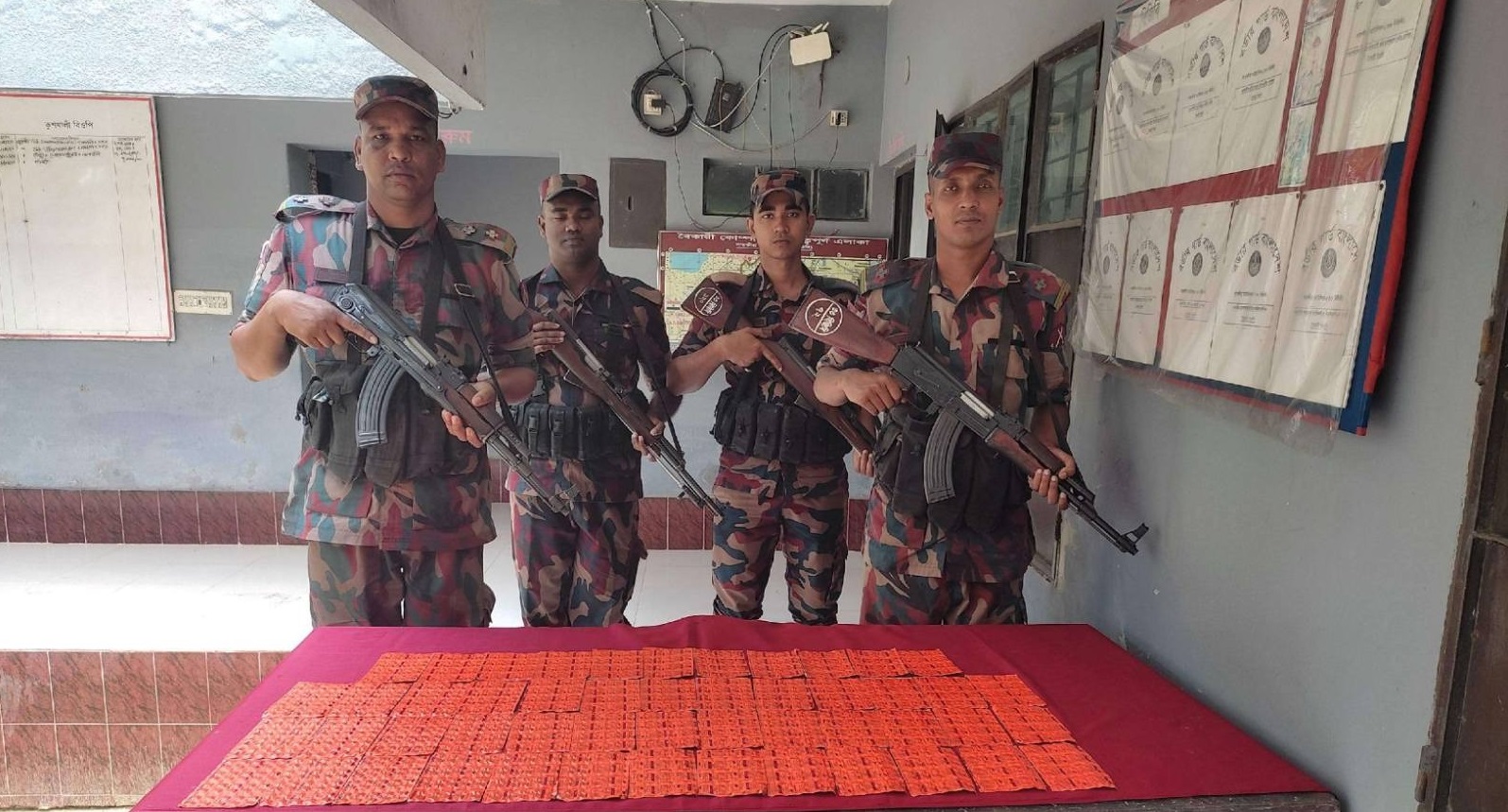 সীমান্তে চোরাচালান বিরোধী বিশেষ অভিযানে চোরাচালানী মালামাল জব্দ