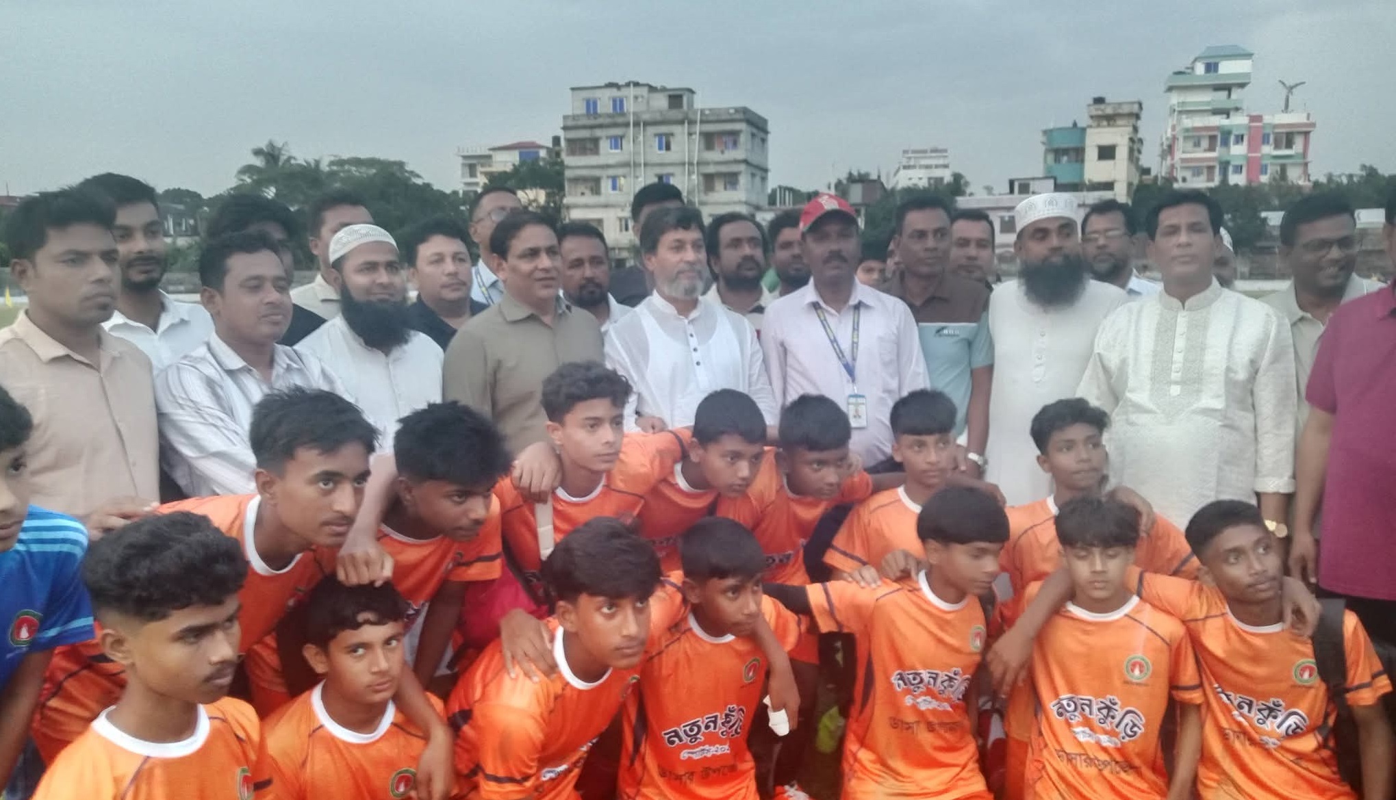 মাদারীপুরে নতুন কুঁড়ি স্পোর্টস-২৬ এর উদ্বোধন