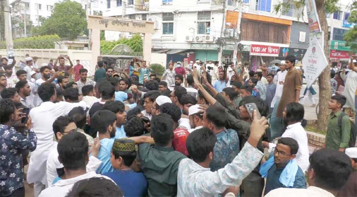 ঝিনাইদহে নাসীরুউদ্দীন পাটওয়ারীর ওপর হামলা