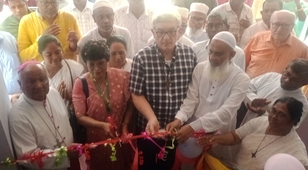 নাটোরে ৪ কোটি টাকা ব্যায়ে মরিয়ম স্কুলের নবনির্মিত ভবনের উদ্বোধন