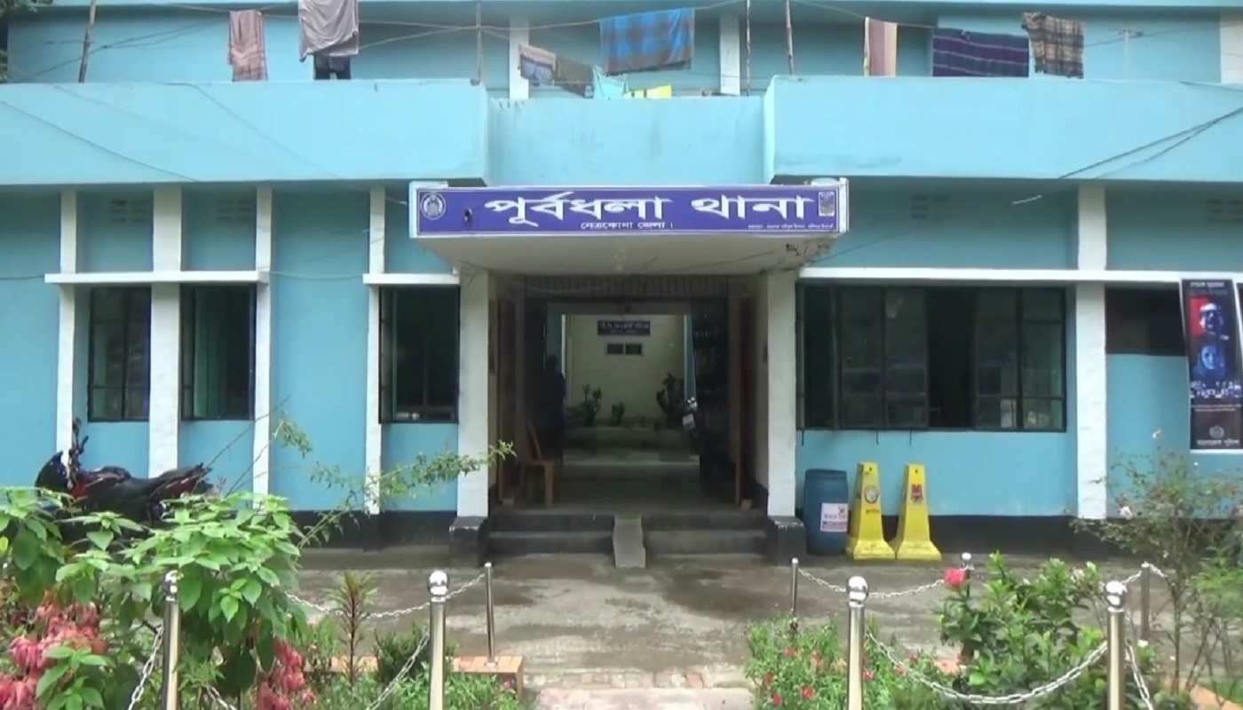 নেত্রকোণায় বাস ও সিএনজির মুখোমুখি সংঘর্ষে নিহত ২, আহত ৩