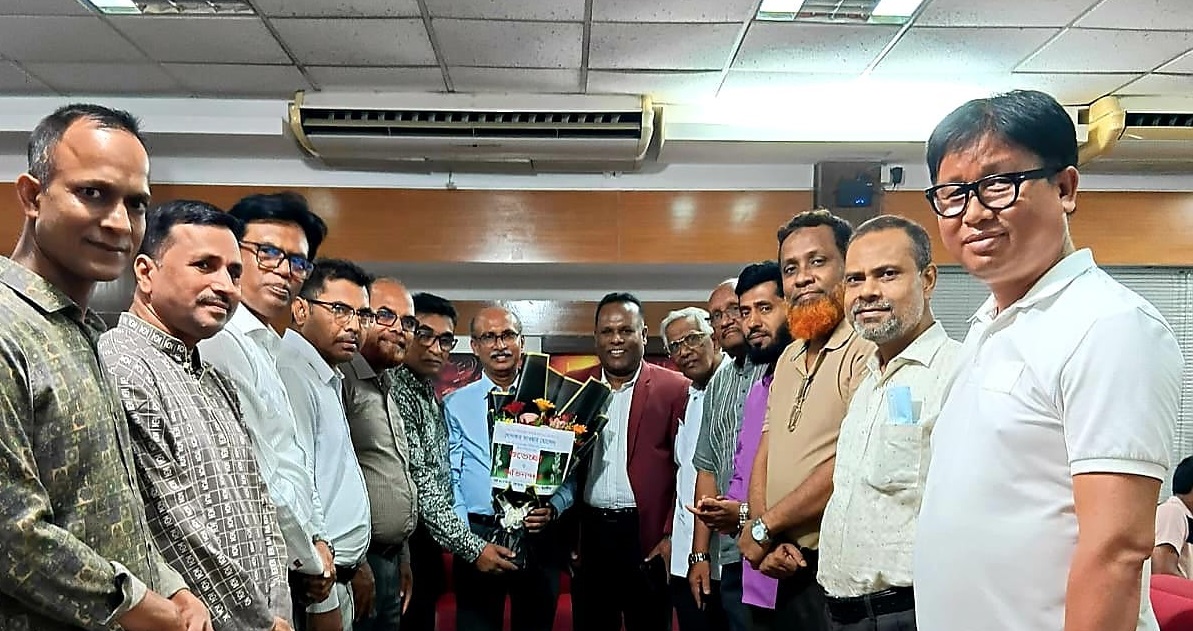 ঢাকায় বসছে সার্ক সাংবাদিক ফোরামের সম্মেলন: তথ্যমন্ত্রীর মিডিয়া সমন্বয়ক কাউসার হোসেনকে অভিনন্দন
