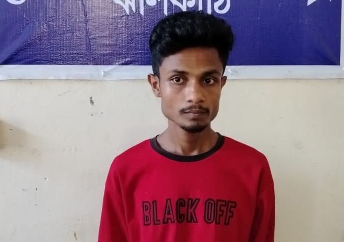 ঝালকাঠি রাজাপুরে ১০পিস ইয়াবাসহ ব্যবসায়ী শাওনকে আটক করেছে ডিবি