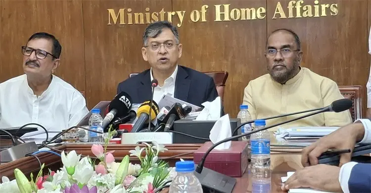 পর্যায়ক্রমে মাঠ থেকে সশস্ত্র বাহিনী প্রত্যাহার করা হচ্ছে: স্বরাষ্ট্রমন্ত্রী