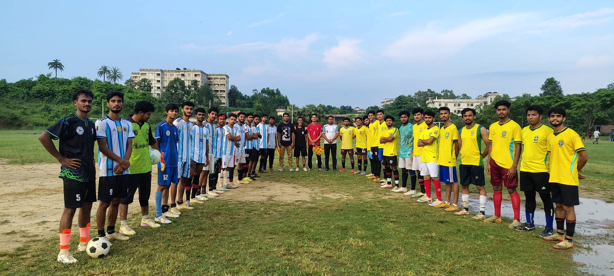 কুবিতে স্পোর্টস ক্লাবের উদ্যোগে আর্জেন্টিনা-ব্রাজিলের প্রীতি ম্যাচ অনুষ্ঠিত