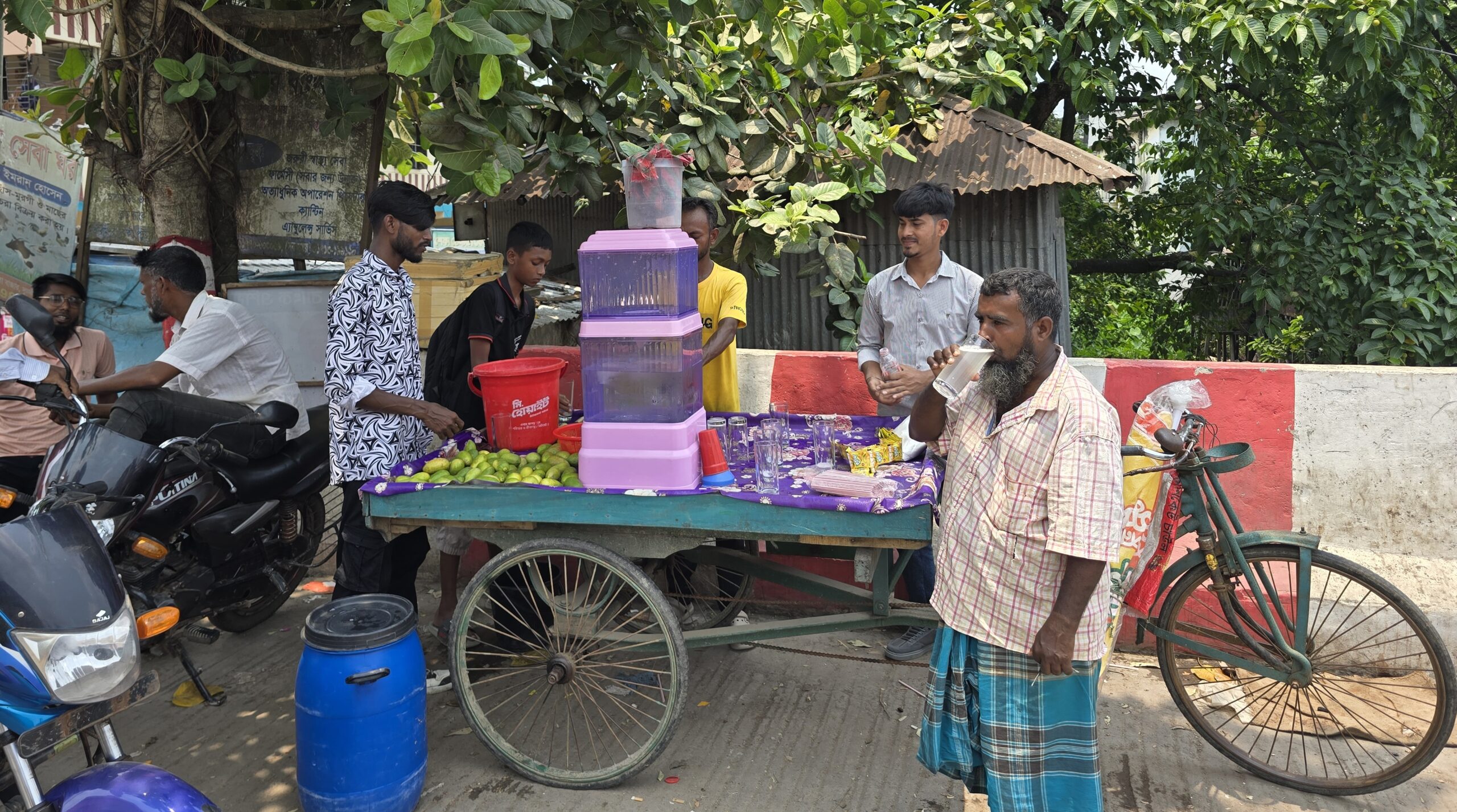 তাপদাহে বিপর্যস্ত দুমকির জনজীবন