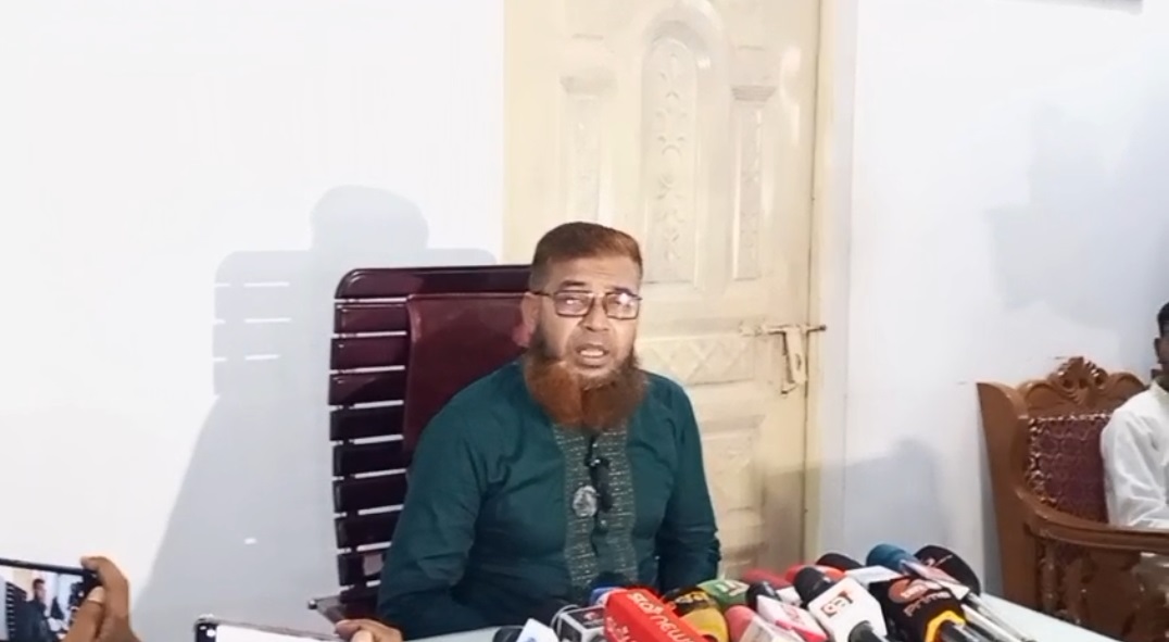 অপপ্রচার ও ষড়যন্ত্রের শিকার, সংবাদ সম্মেলনে চকেট জামাল