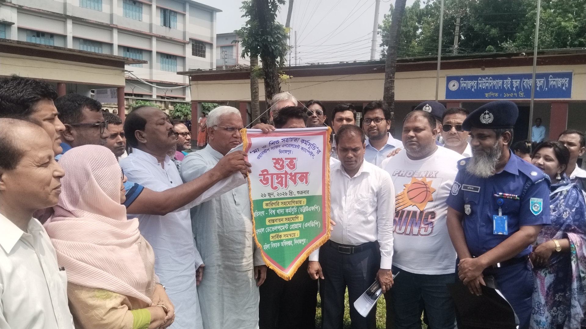 বিশ বছরের পরে সন্তান নিলে মা ও শিশু দুজনই সুস্থ থাকে: মন্ত্রী জাহিদ হোসেন