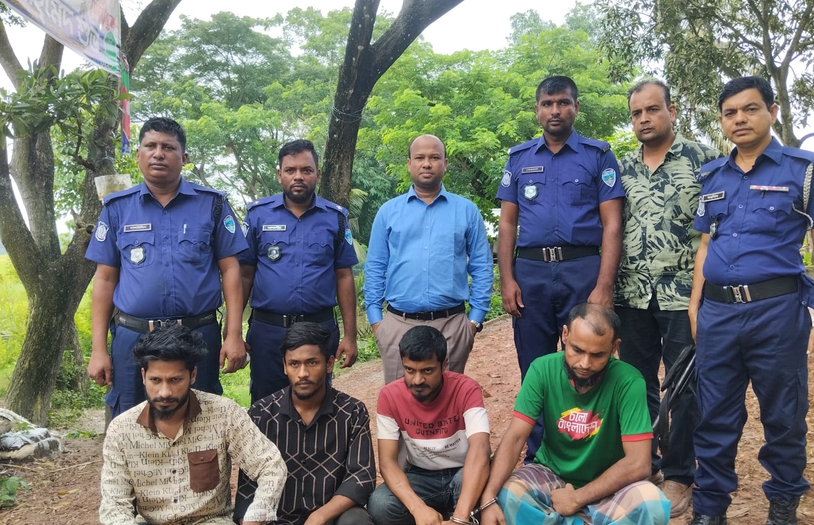 দেবিদ্বারে ইয়াবা সেবনের দায়ে ৪ জনের কারাদণ্ড