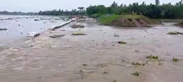 কুড়িগ্রামে স্বল্পমেয়াদী বন্যার শঙ্কা, বিপৎসীমার ওপরে দুধকুমারের পানি