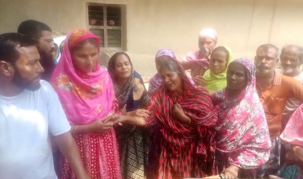 মান্দায় আম পাড়াকে কেন্দ্র করে বৃদ্ধকে পিটিয়ে হত্যার অভিযোগ; আটক ২
