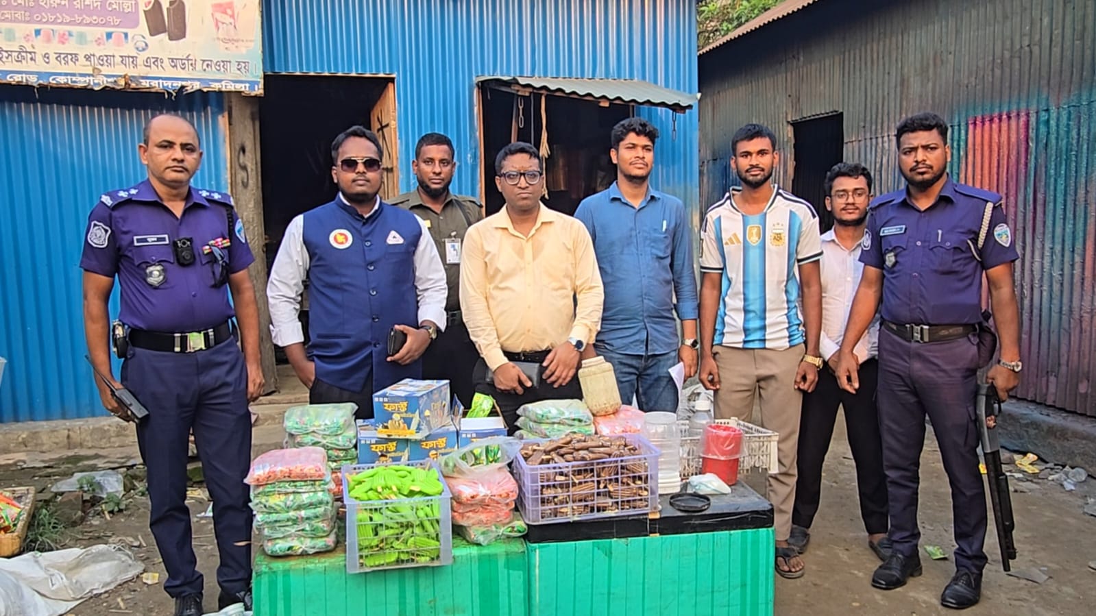 মুরাদনগরে অনুমোদনহীন আইসক্রিম কারখানায় অভিযান, জরিমানা ৮০ হাজার টাকা