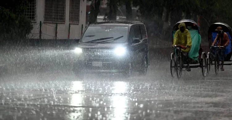 তাপপ্রবাহের মধ্যে বৃষ্টির আভাস