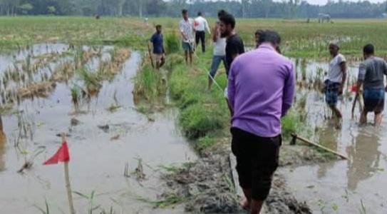 রাজারহাটে ৩০ বছরের দখলমুক্ত হলো সরকারি রাস্তা, অবসান ঘটল দীর্ঘদিনের ভোগান্তির