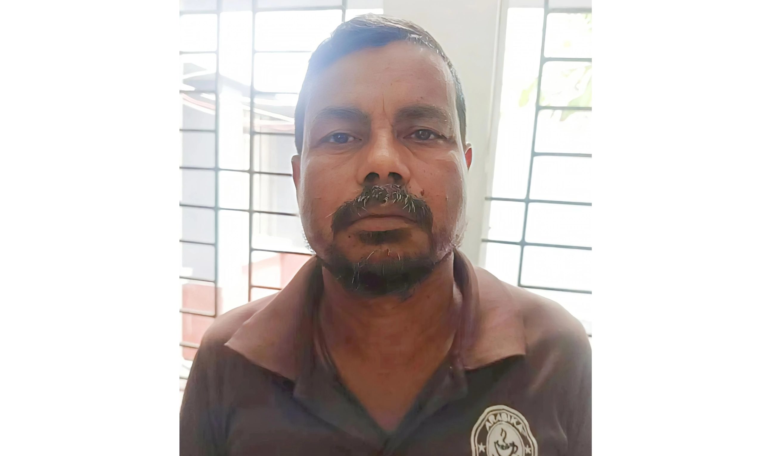 লোহাগড়ায় স্কুলছাত্রীকে শ্লীলতাহানি অভিযুক্ত গ্রেফতার