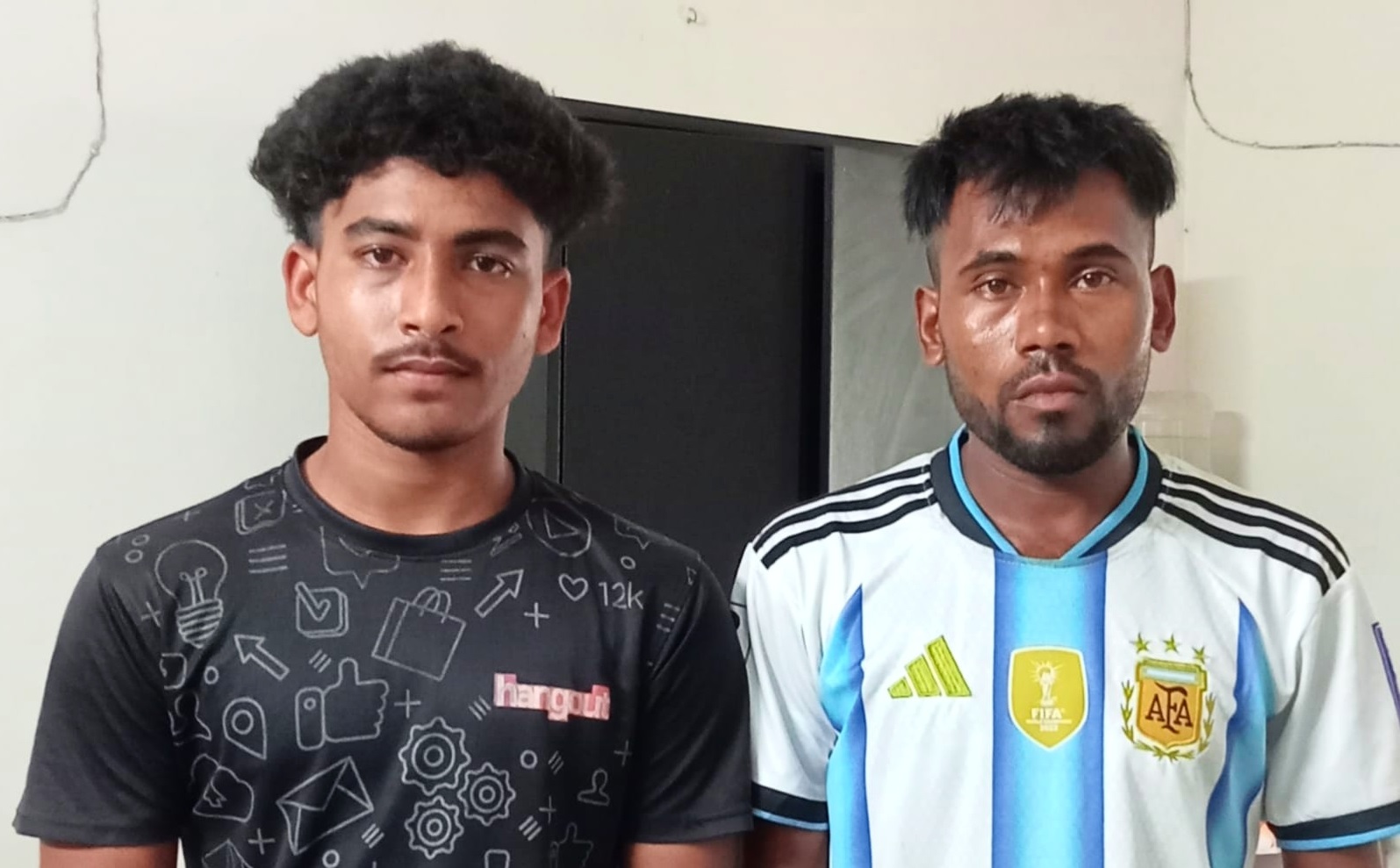 লোহাগড়ায় বিরিয়ানির খাওয়ানোর প্রলোভন দেখিয়ে জয় বাংলা স্লোগান, গ্রেফতার ২
