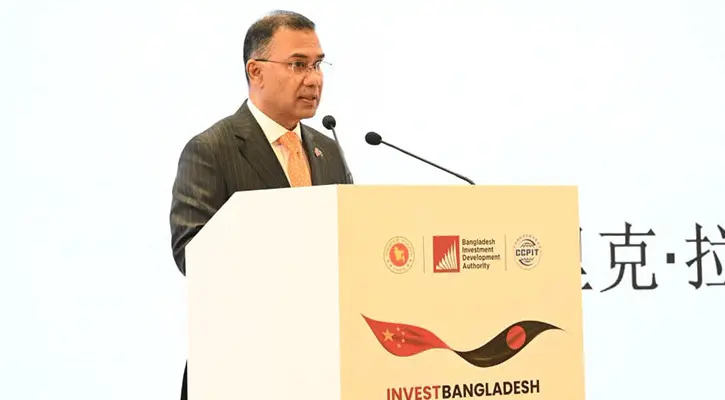 চীনের সঙ্গে গভীর শিল্প অংশীদারত্ব গড়ে তুলতে চায় বাংলাদেশ: প্রধানমন্ত্রী
