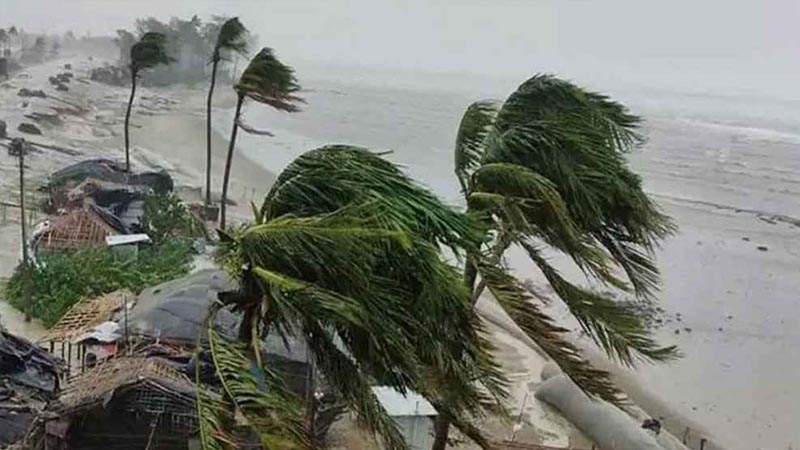 সন্ধ্যার মধ্যে ঝড়ের আভাস