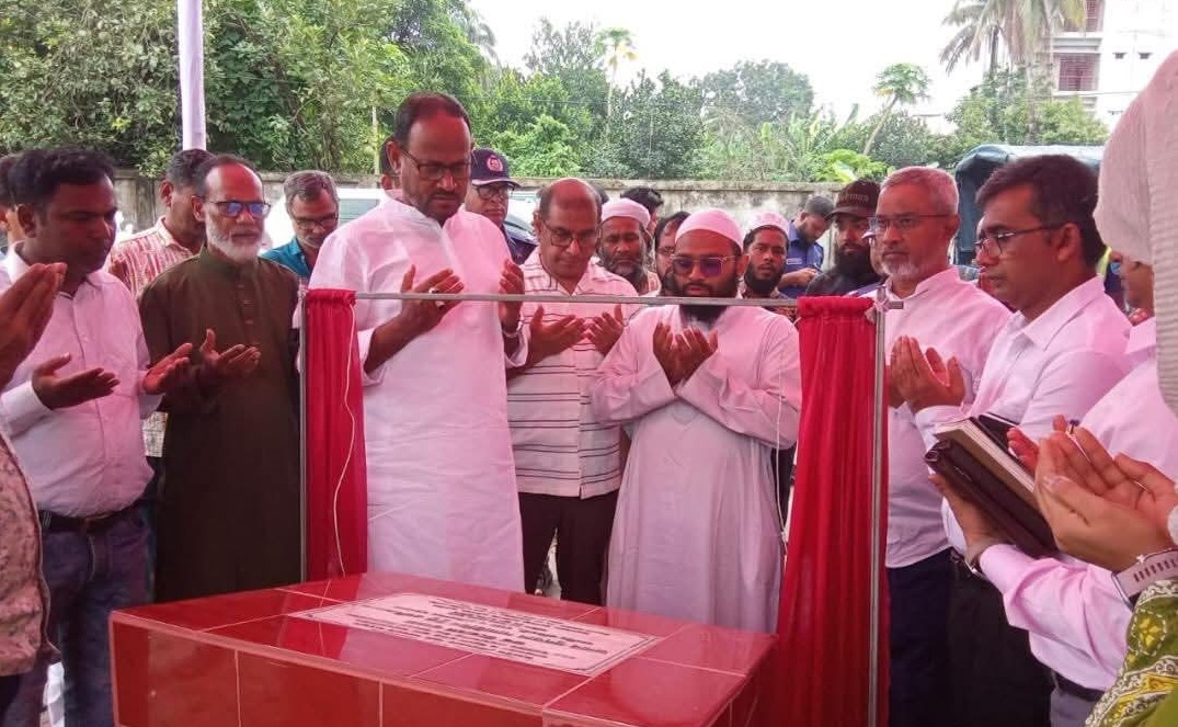 প্রতিটি নাগরিকের জন্য নিরাপদ পানি নিশ্চিত করতে কাজ করছে সরকার: প্রাণিসম্পদ প্রতিমন্ত্রী