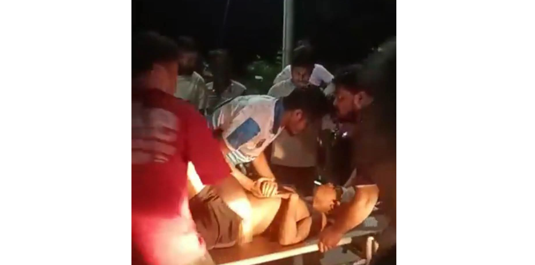 মাদারীপুরে দুই মোটরসাইকেলের মুখোমুখি সংঘর্ষে আহত ৬