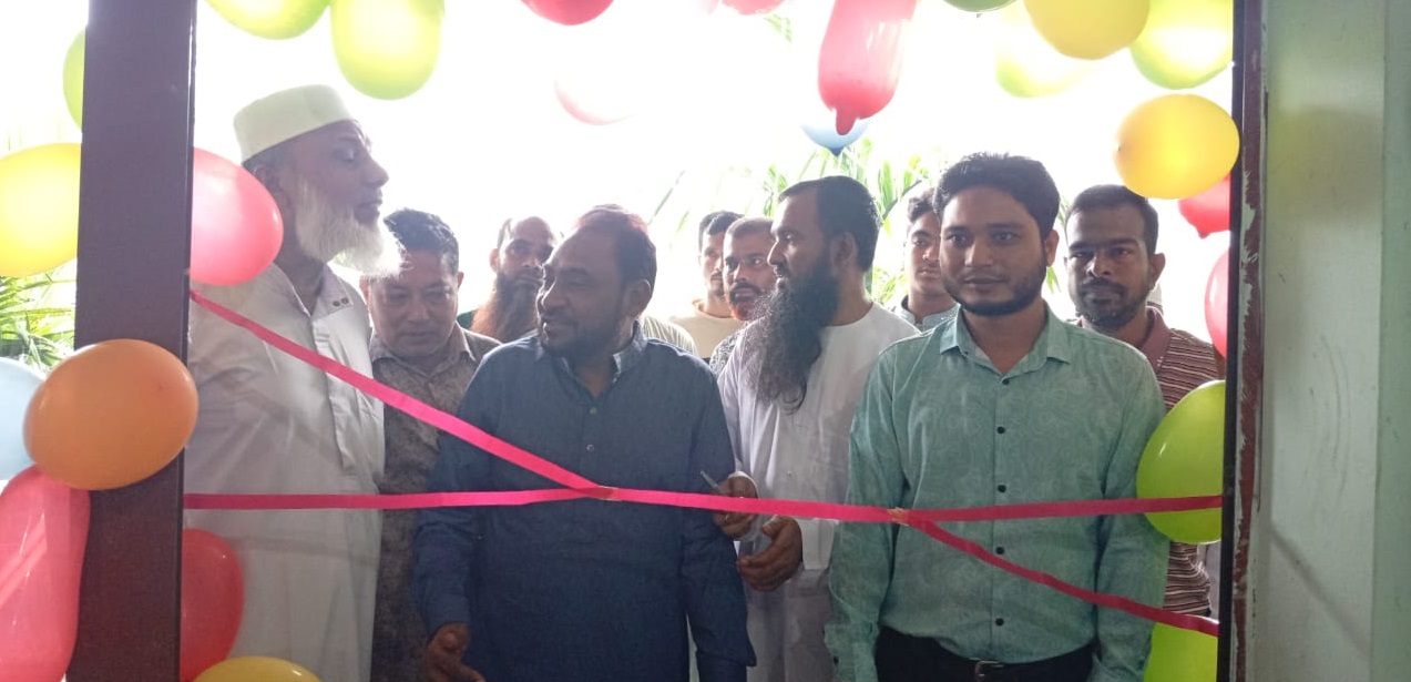 স্বপ্নের মিরসরাই সমাজ কল্যাণ যুব সংস্থার উদ্যোগে ফ্রি চিকিৎসা ক্যাম্প শুভ উদ্বোধন