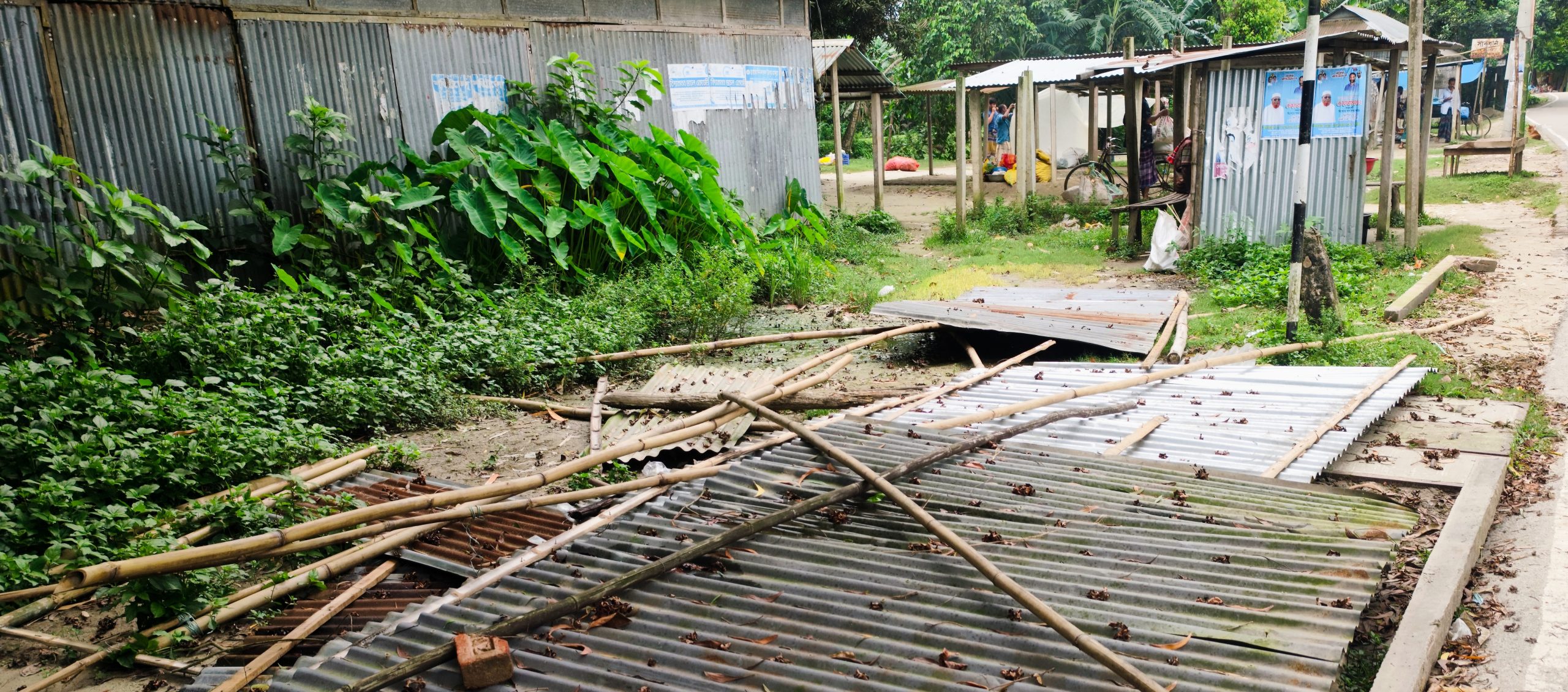 সরিষাবাড়ীর মোবারকের পরিবার ১২ দিন ধরে সন্ত্রাসীদের ভয়ে নিরাপত্তাহীনতায়