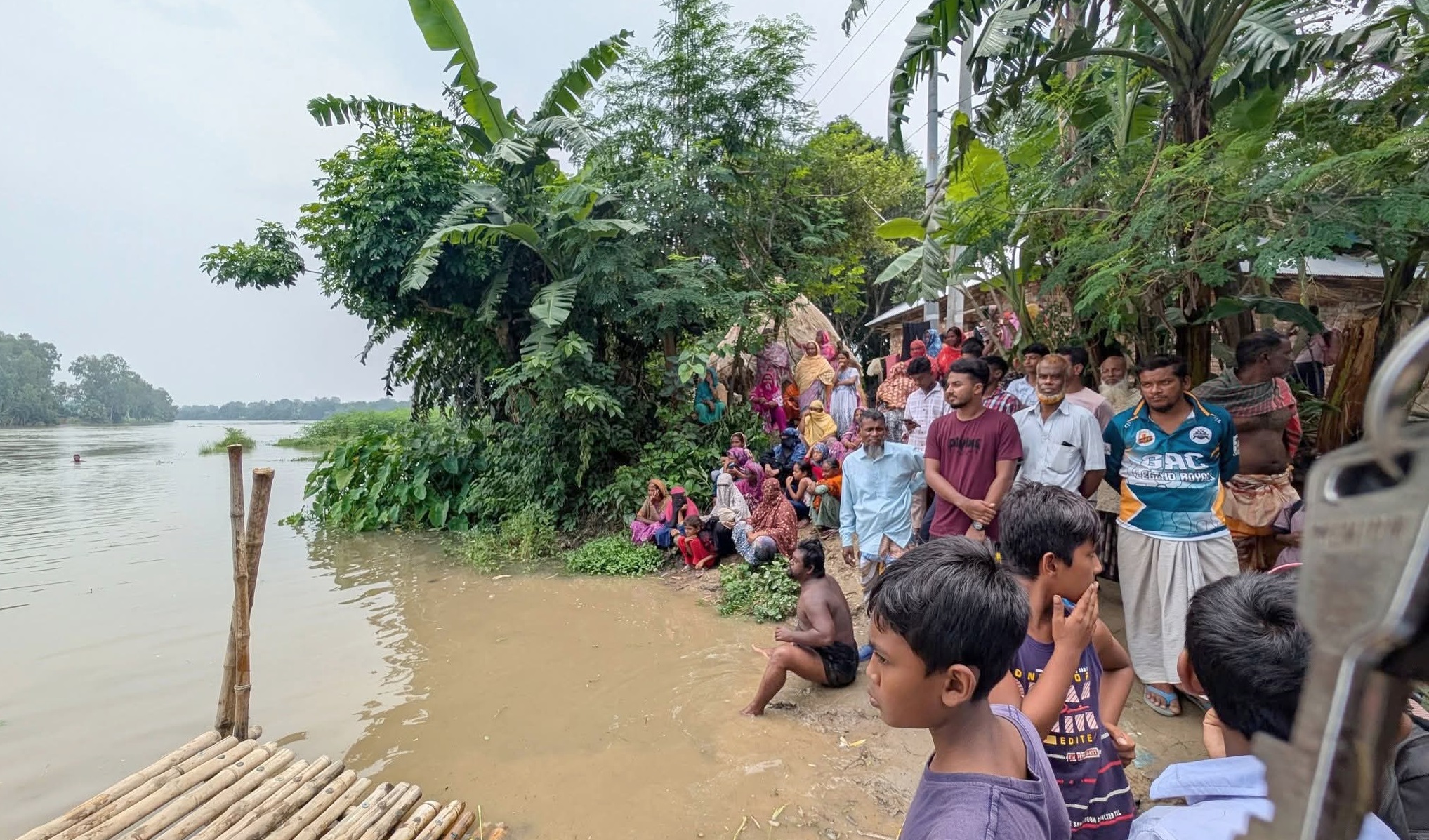 আত্রাই নদীতে নিখোঁজ শতবর্ষী বৃদ্ধার মরদেহ উদ্ধার, ৩৬ ঘণ্টা পর মিলল সন্ধান
