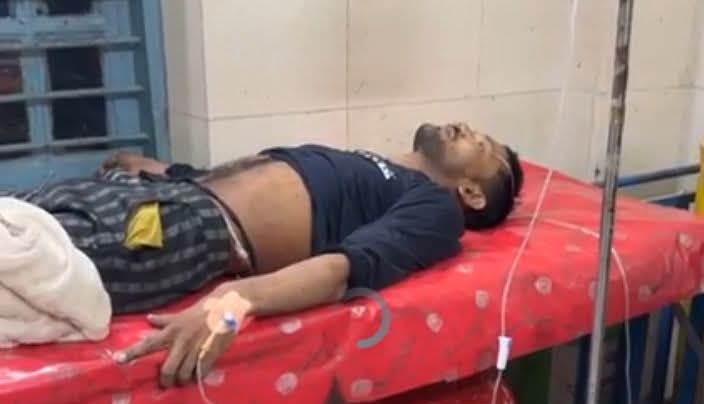 কালীগঞ্জ ট্রেনের নিচে পড়ে যুবকের দুই পা বিছিন্ন