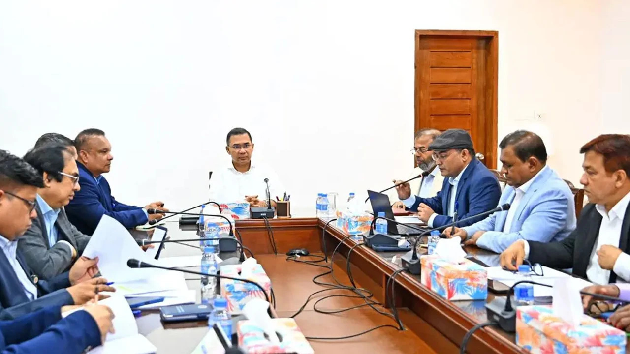 কার্বন ক্রেডিট বাড়াতে সংশ্লিষ্টদের সঙ্গে বৈঠক প্রধানমন্ত্রীর