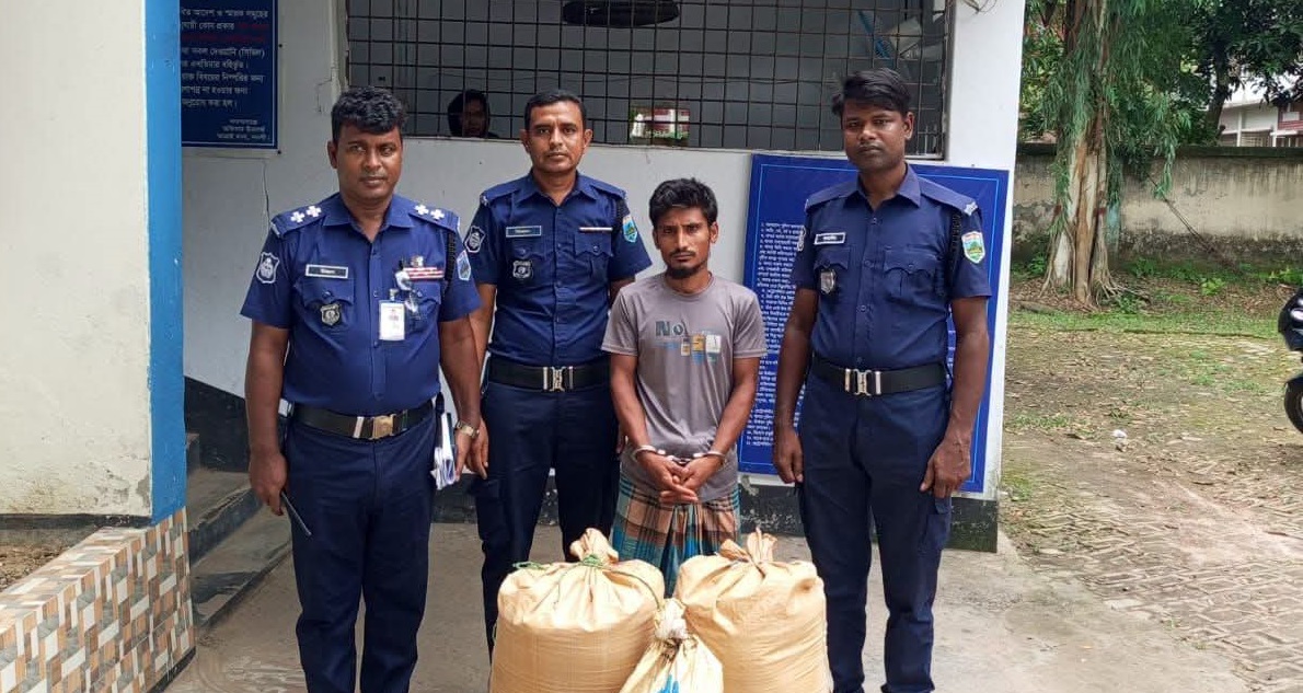 আত্রাইয়ে চোরাই মালামালসহ চুরির মামলার আসামি গ্রেফতার