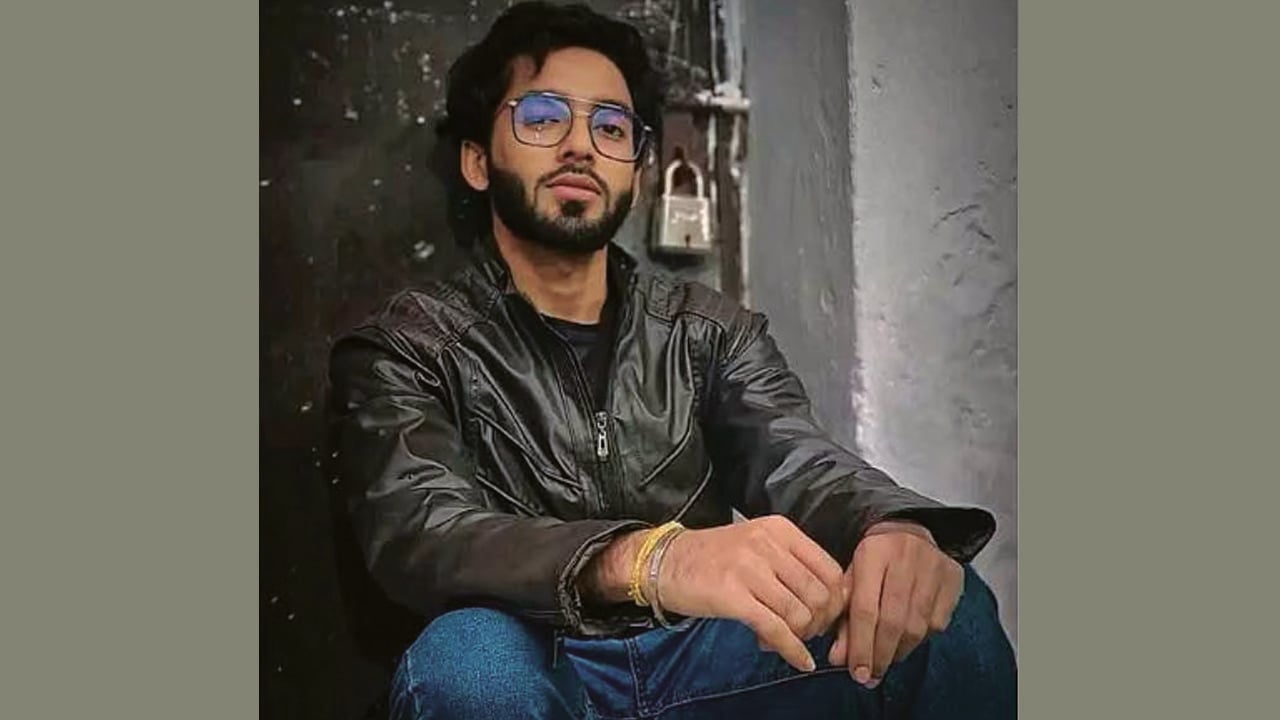 নেত্রকোণায় আর্জেন্টিনার জয়োল্লাসের ভিডিও ধারণ করতে গিয়ে বিদ্যুৎস্পৃষ্ট হয়ে কলেজ শিক্ষার্থীর মৃত্যু