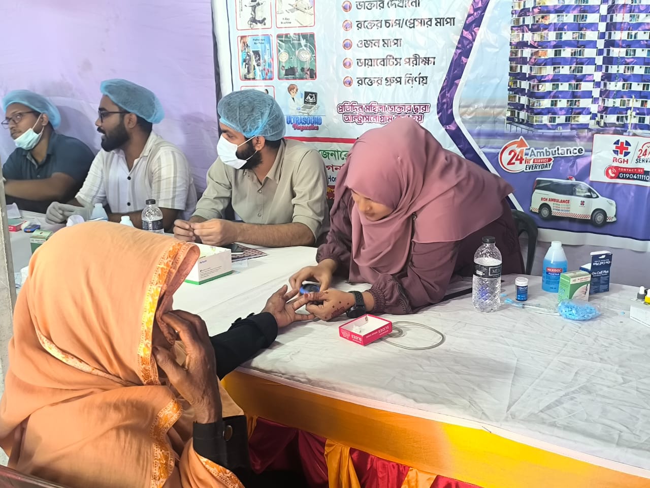 কালিয়াকৈরে রুমাইসা জেনারেল হাসপাতালের উদ্যোগে ফ্রি মেডিকেল ক্যাম্প অনুষ্ঠিত