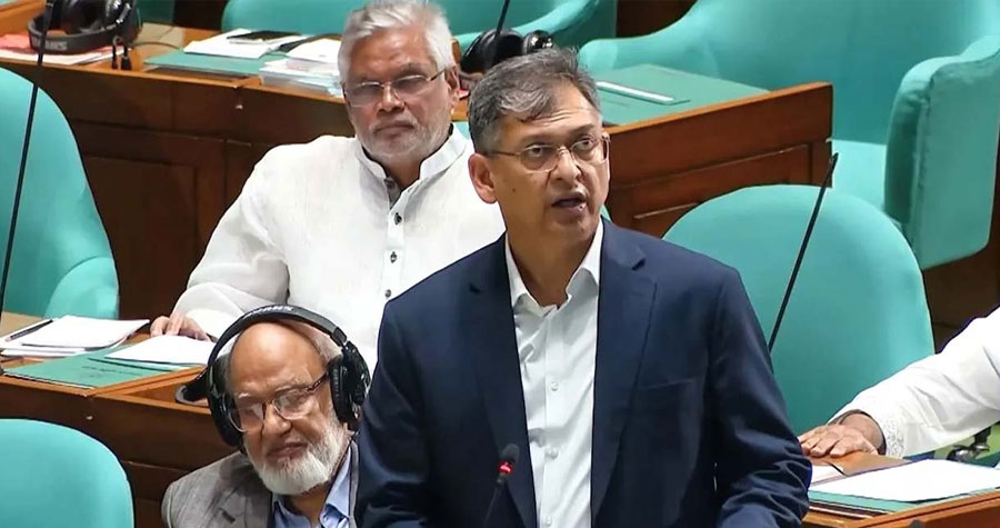 শেখ হাসিনাকে ফেরাতে তাগাদা অব্যাহত রয়েছে: স্বরাষ্ট্রমন্ত্রী