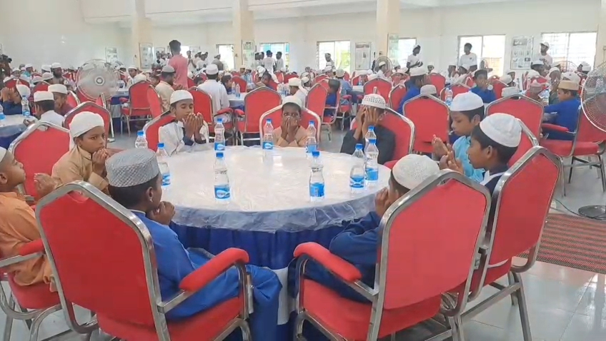 কুমারখালীতে ঈদে মিলাদুন্নবী উপলক্ষে ২ হাজার মাদ্রাসা শিক্ষার্থীর অংশগ্রহণে মাহফিল