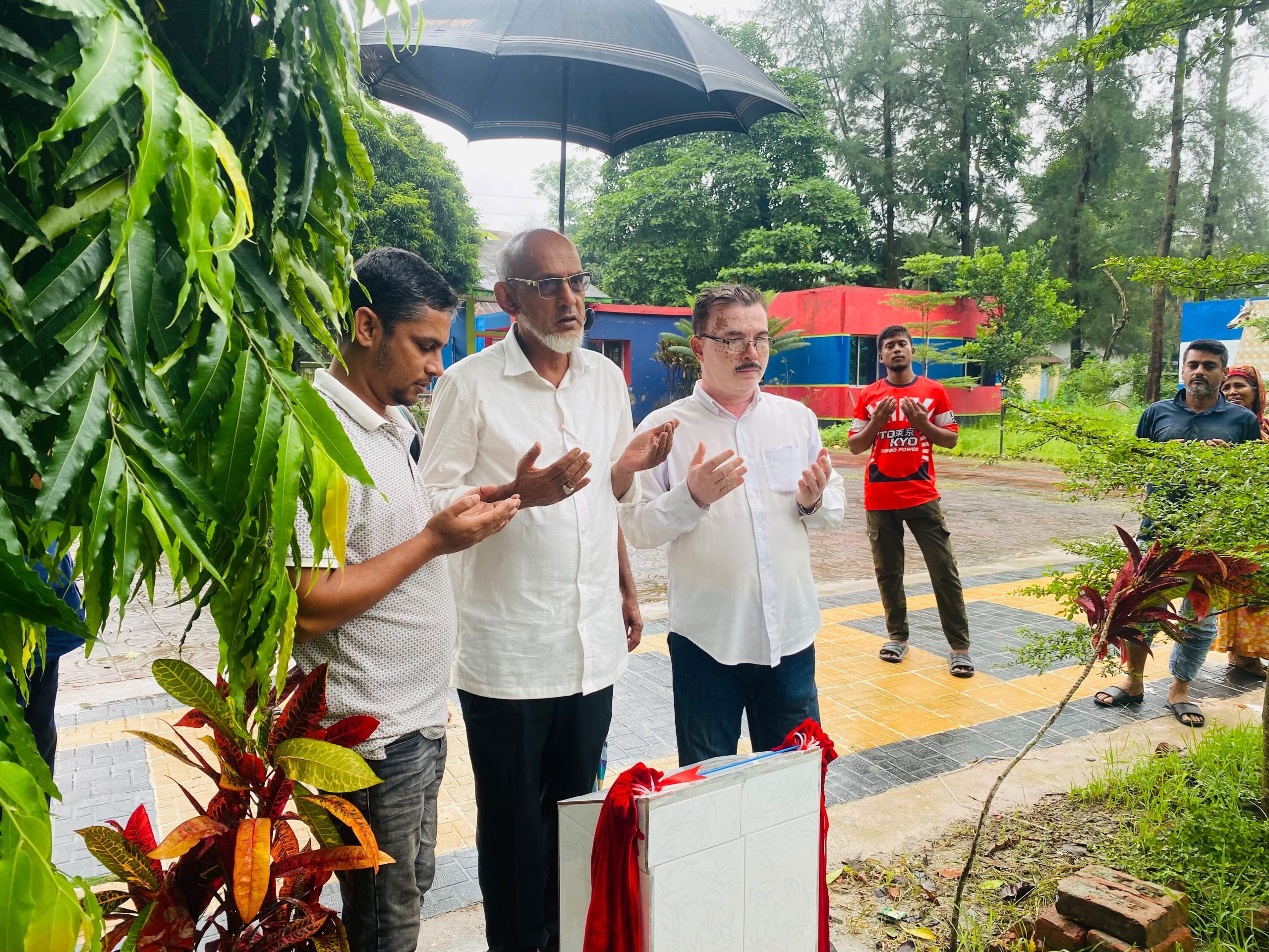 পিরোজপুর ডিসি পার্কের সংস্কার ও উন্নয়ন কাজের আনুষ্ঠানিক উদ্বোধন