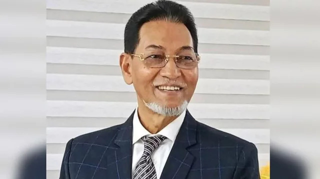 যুক্তরাজ্য সফর শেষে দেশে ফিরেছেন জাতীয় সংসদের চিফ হুইপ
