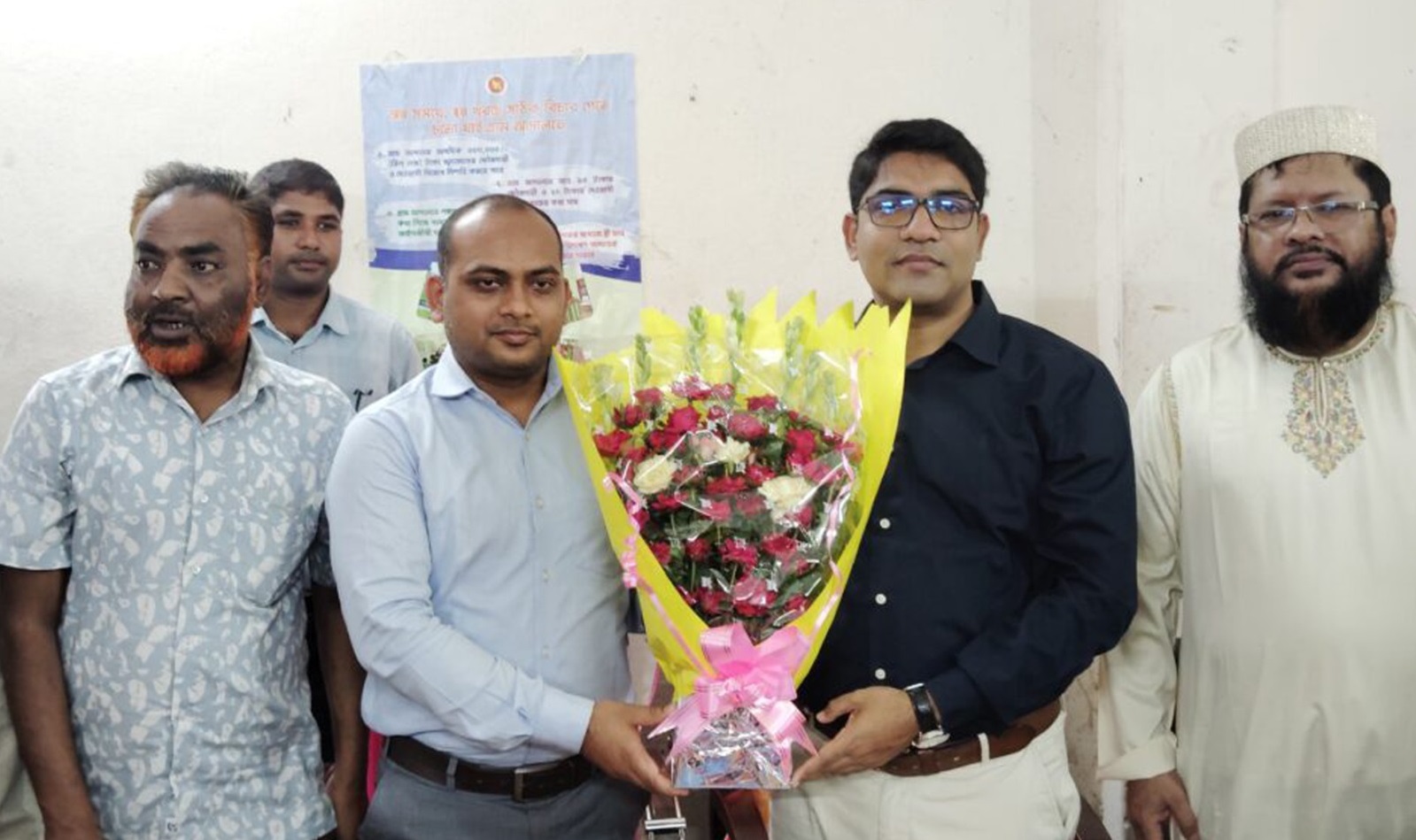 ভূল্লী উপজেলার প্রথম স্থায়ী ইউএনও হিসেবে সাদ্দাম হোসেনের যোগদান