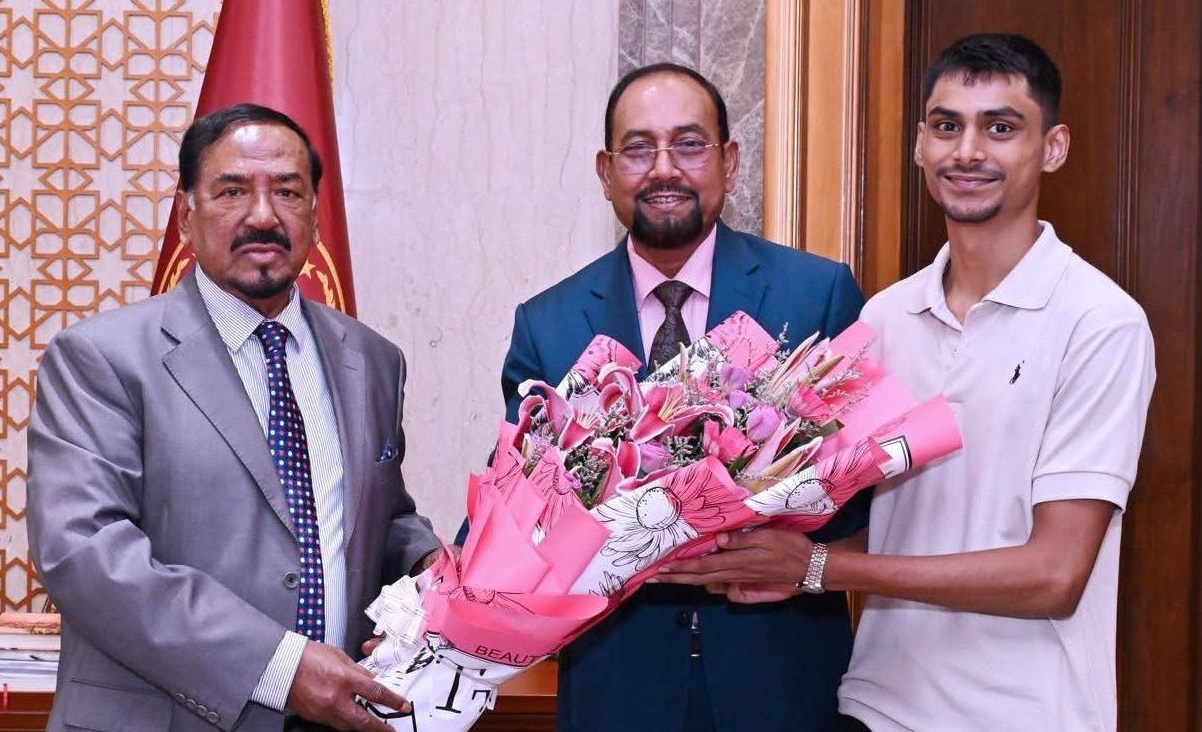 ভারপ্রাপ্ত রাষ্ট্রপতির সঙ্গে সৌজন্য সাক্ষাৎ করলেন এমপি রফিকুল ইসলাম