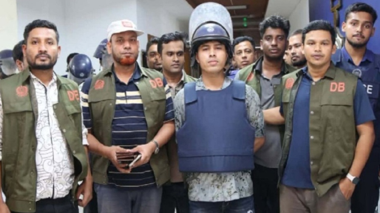 ডেভিড ইমনের বিরুদ্ধে তদন্তে ১০ দিনের রিমান্ড মঞ্জুর
