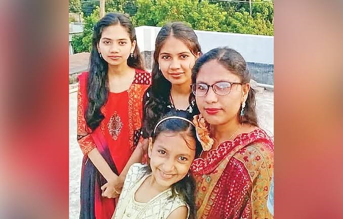 ৪৩ দিনেও খুলল না রায়পুরে মা ও তিন মেয়ে হত্যার রহস্য
