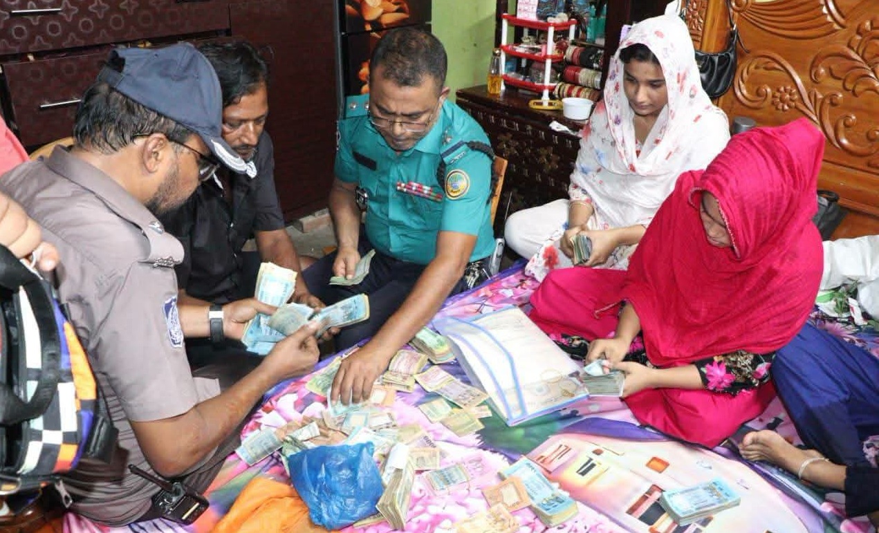 কাউনিয়া থানা কর্তৃক আকস্মিক মাদকবিরোধী সাঁড়াশি অভিযান