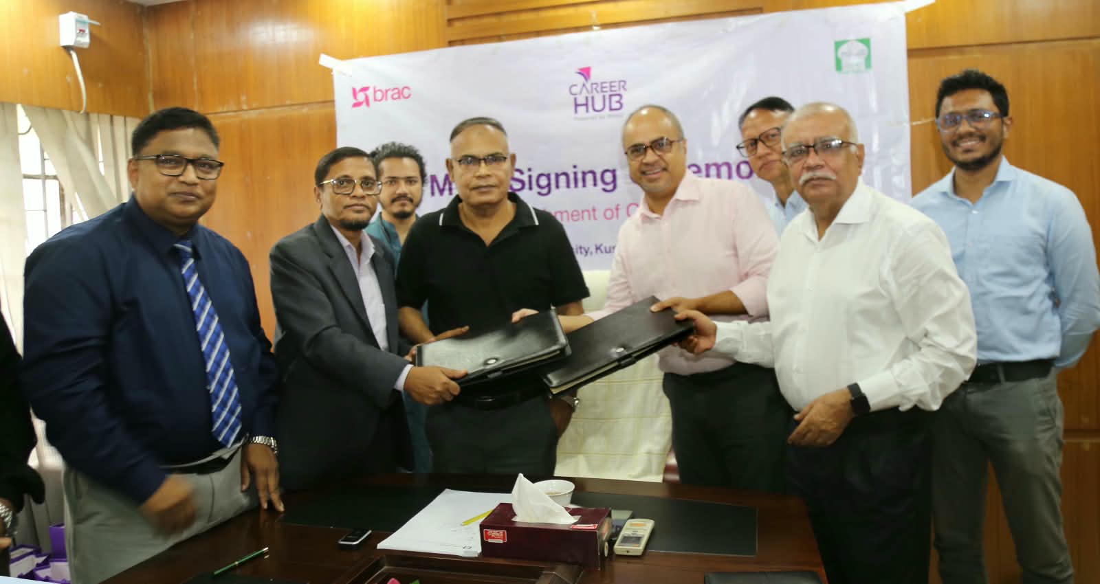 ইবিতে ক্যারিয়ার হাব স্থাপনে ব্র্যাকের সাথে বিশ্ববিদ্যালয় প্রশাসনের সমঝোতা স্বাক্ষর