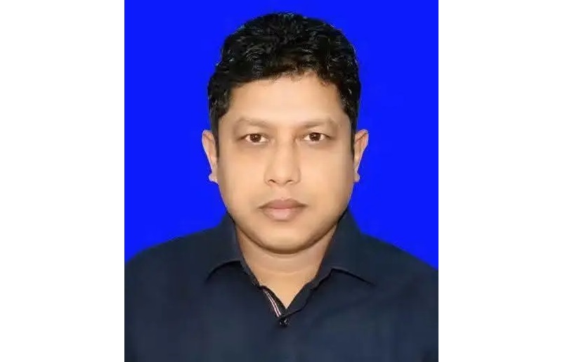 নওগাঁয় ট্রাক-অটোরিকশার মুখোমুখি সংঘর্ষে সওজ প্রকৌশলী স্পট ডেড